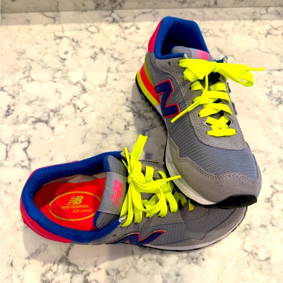 Worn twice— Vibrant New Balance 515 - size 8 - Picture 3 of 4